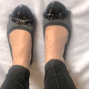 DexFlex Comfort- flats- Size 9